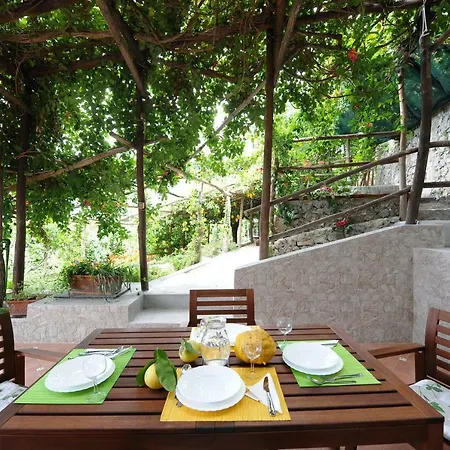 Casa Emi 아파트